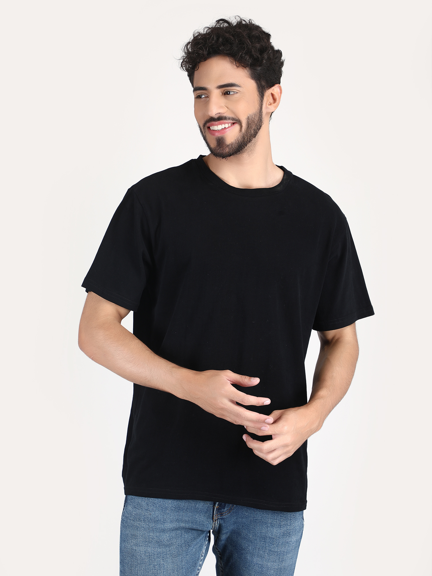 Men Digital Print Crafted from Cotton for a soft and comfortable fit.